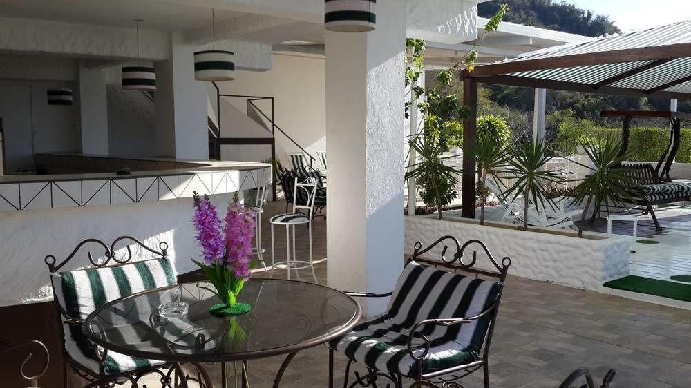 Barracuda Apartments Sámara Esterno foto